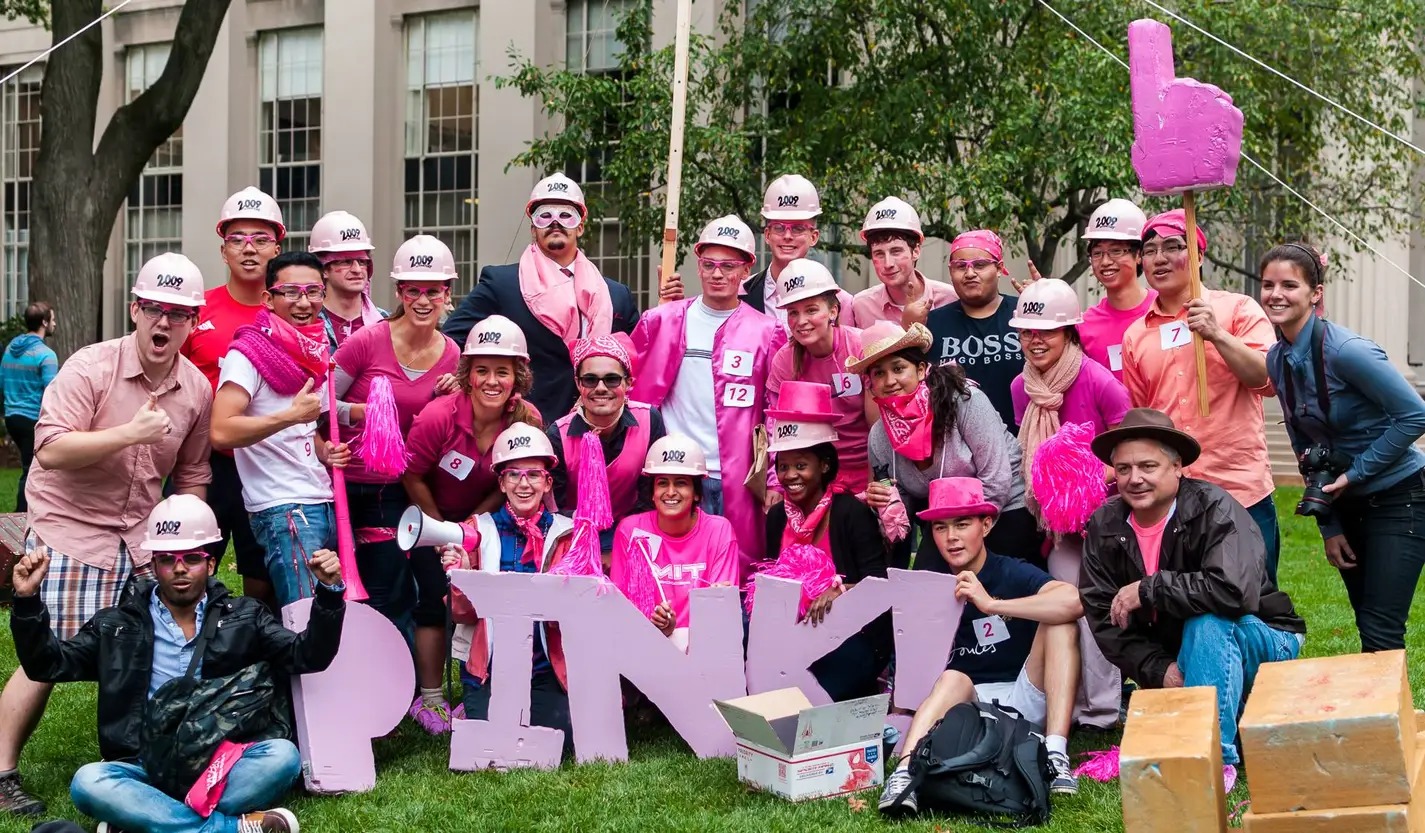 2.009 Pink Team